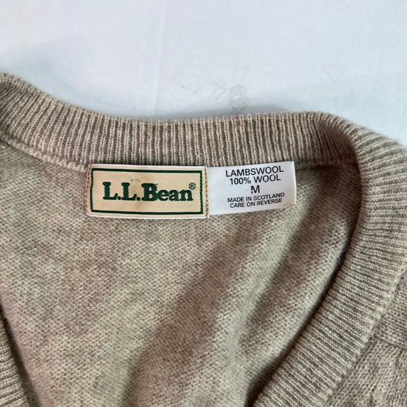 VTG L.L. Bean 100% Lambswool V-Neck Sweater size Medium Beige Made in Scotland - Picture 3 of 13